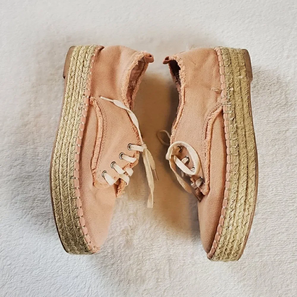 DV Salman Canvas Sneakers Shoes Size 6.5